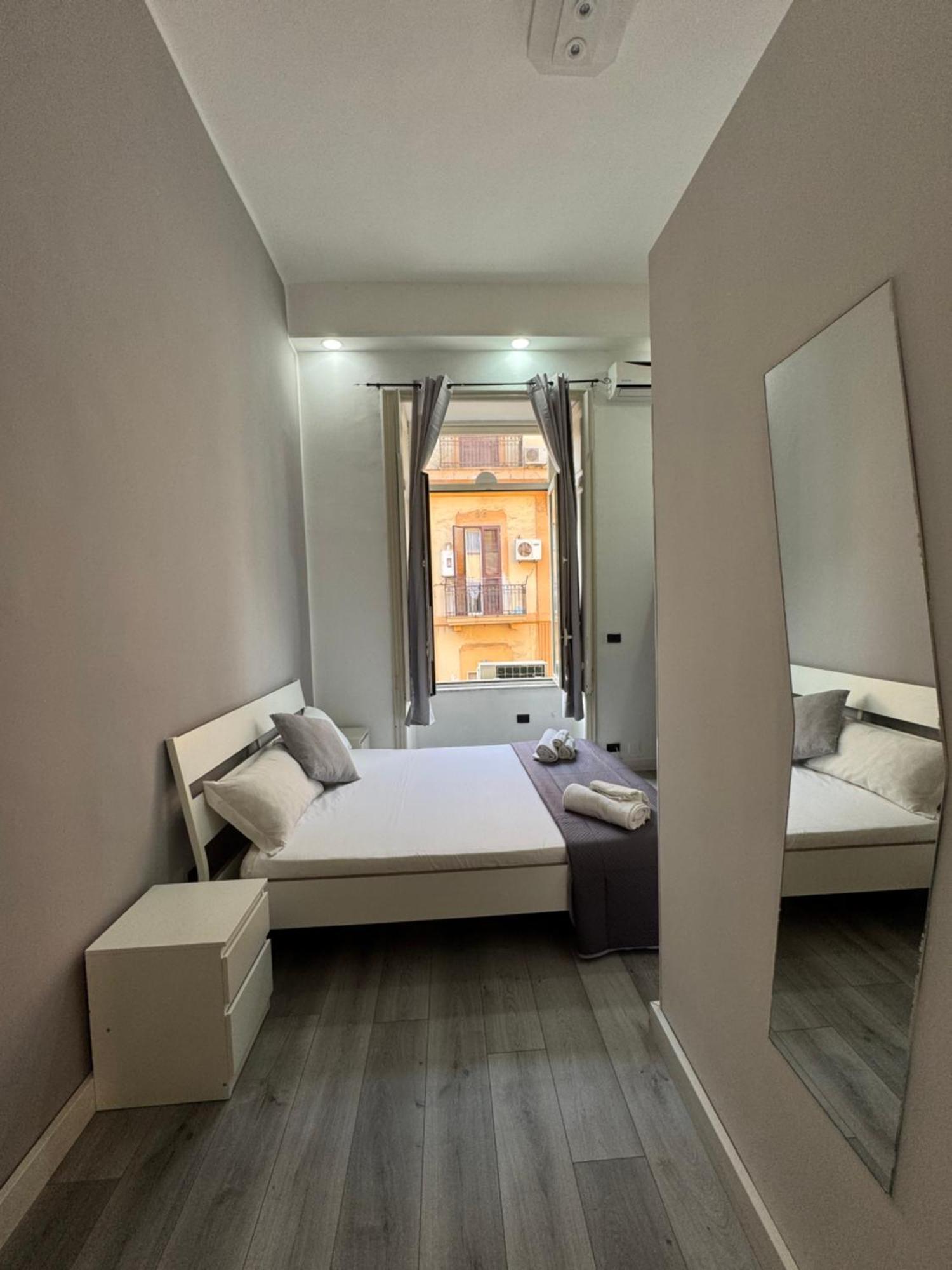B&B San Ferdinando Napoli Nápoles Exterior foto