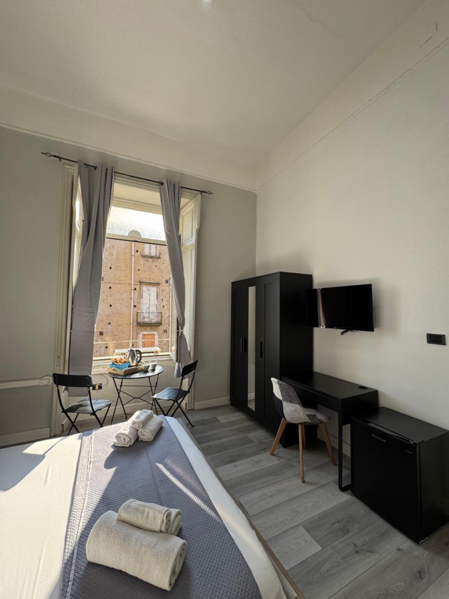 B&B San Ferdinando Napoli Nápoles Exterior foto